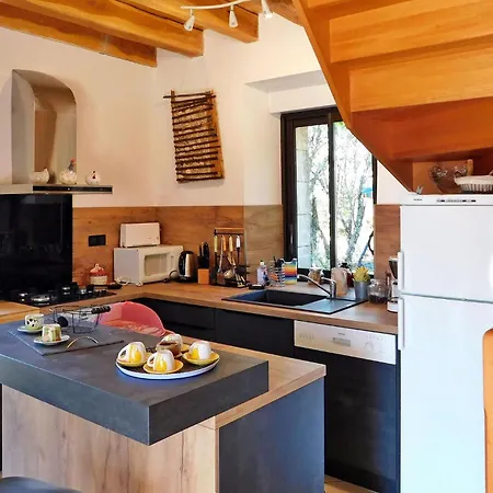La Maison De Josephine Tatil Evi *